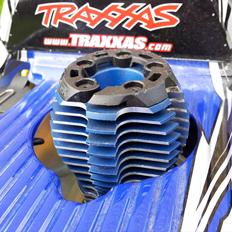 Off-Roader Traxxas T-maxx 3.3