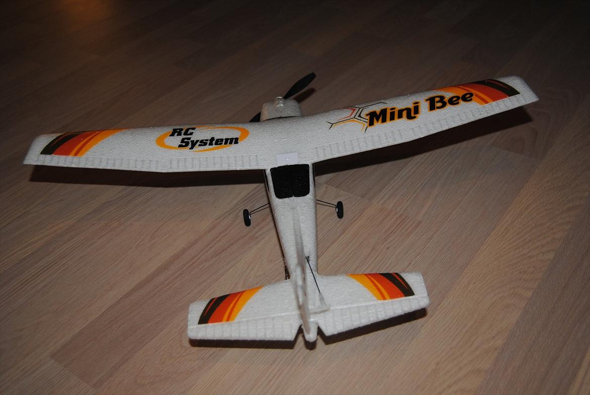 Fly MINI BEE billede 1