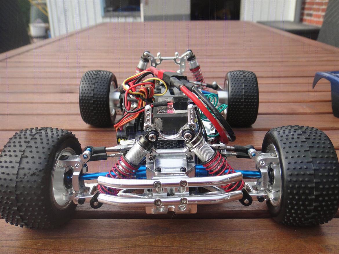 Bil Team Associated RC18T billede 11