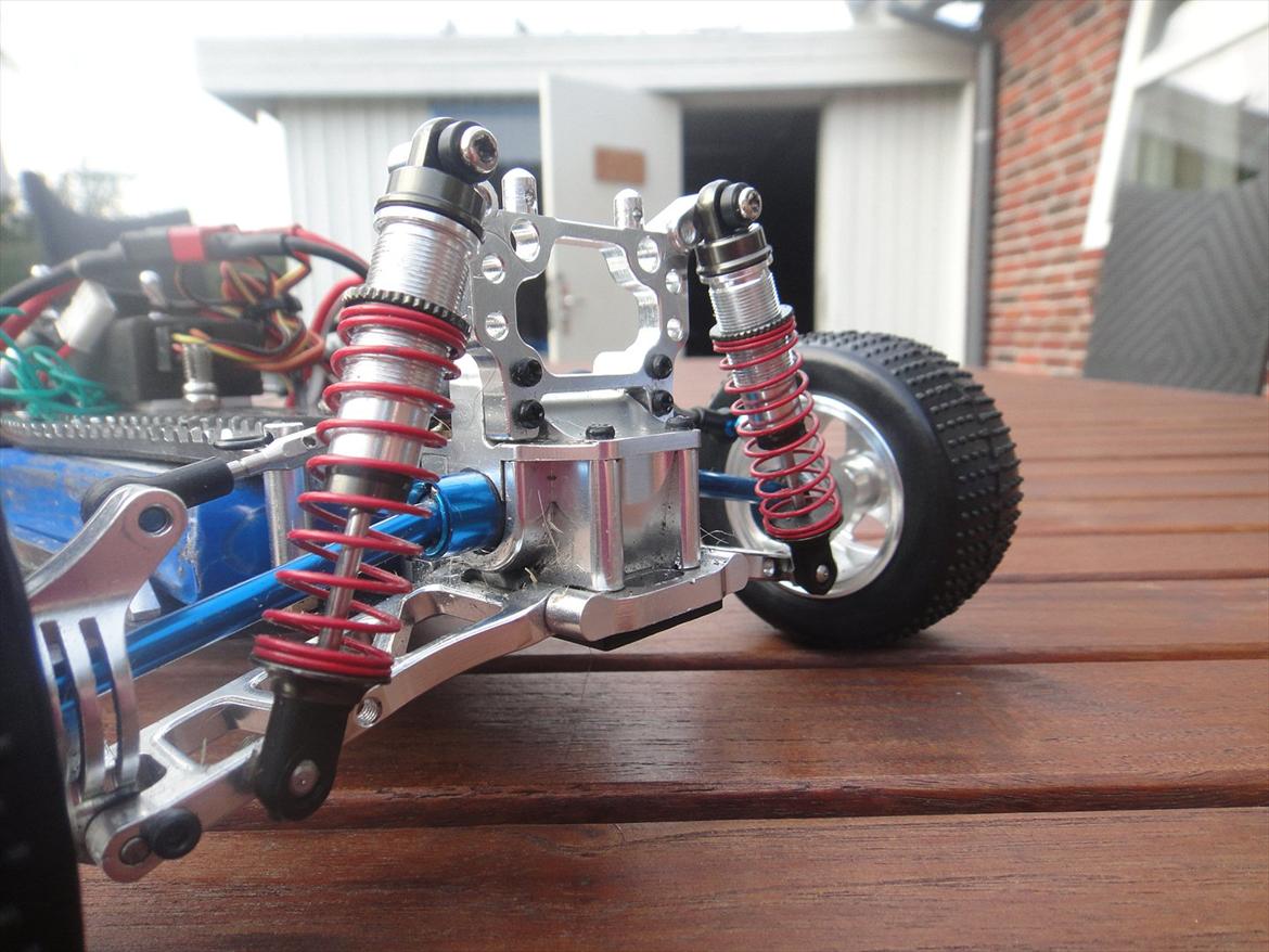 Bil Team Associated RC18T billede 16