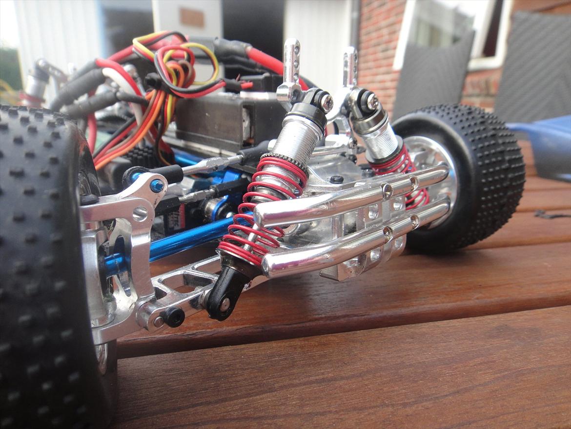 Bil Team Associated RC18T billede 12