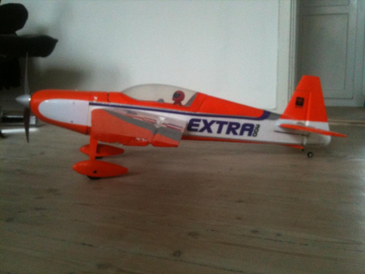 Fly Parkzone Extra 300 billede 8