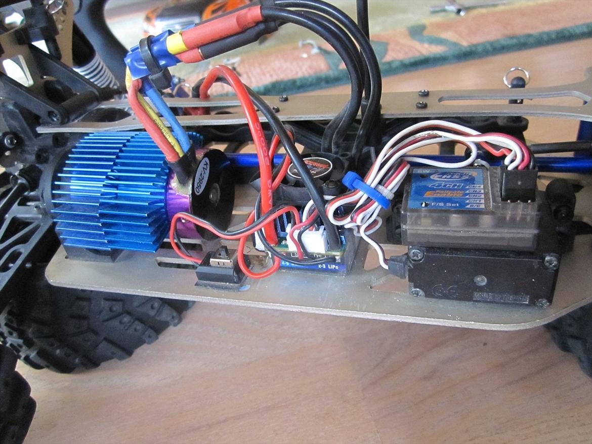 Off-Roader Stealth X09 BL 2.4GHz billede 13