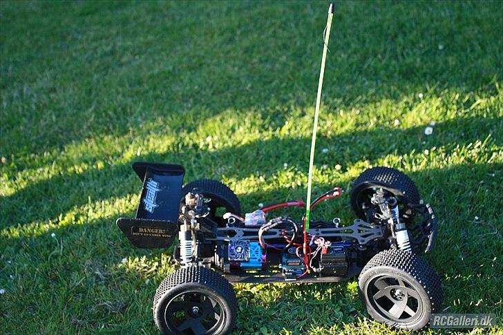 Off-Roader Stealth X09 Truggy Brushless billede 6