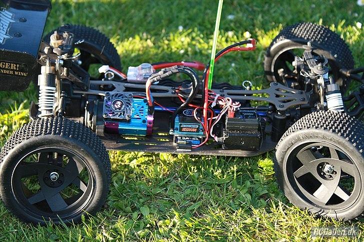 Off-Roader Stealth X09 Truggy Brushless billede 8