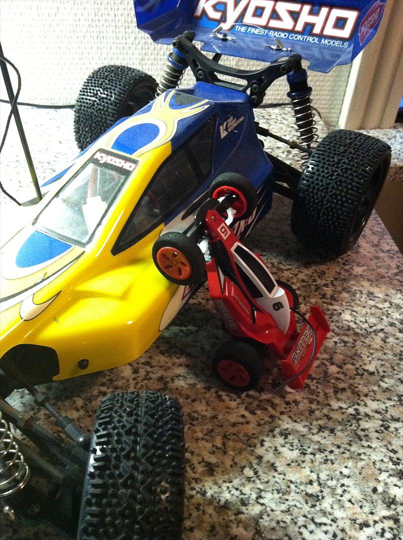 Buggy Mini high speed - Ved siden af min 1:10 rc buggy billede 9