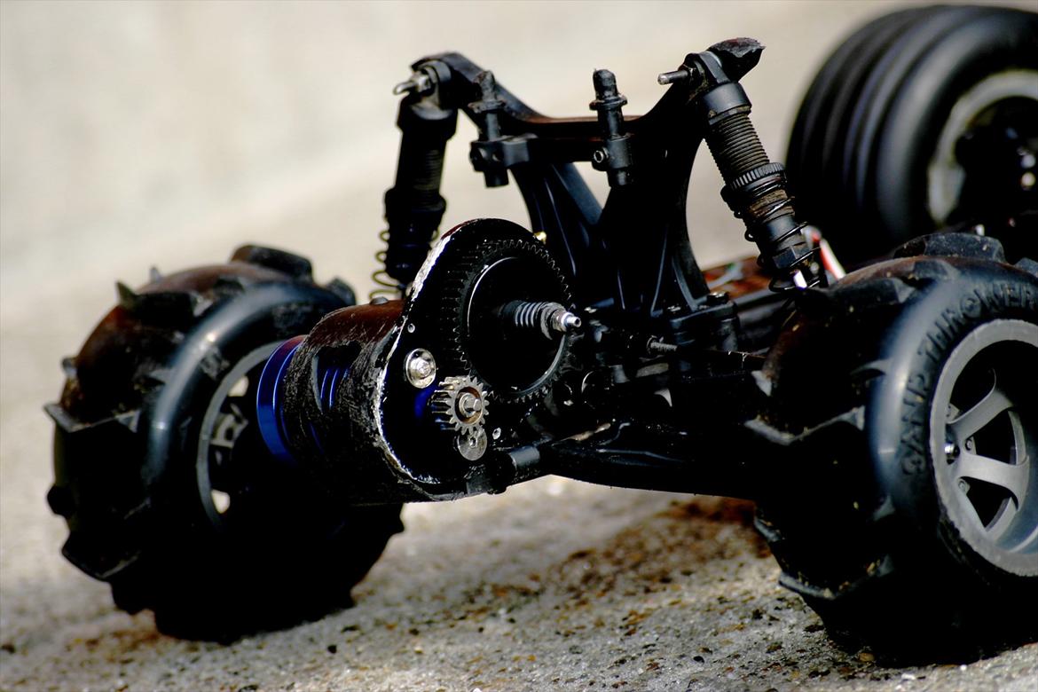Off-Roader Firestorm  - Gearing og mine fucked skruer ;D billede 15
