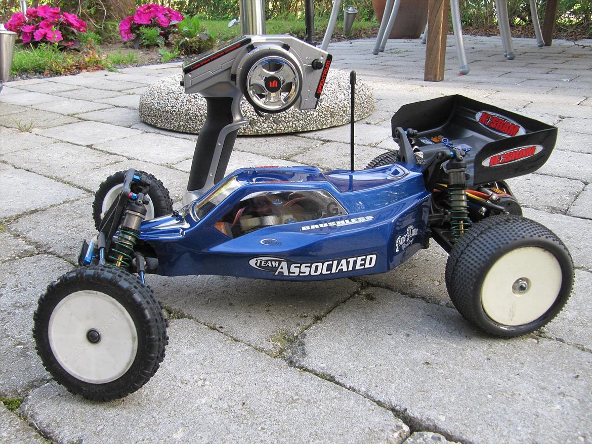 Buggy Associated b4.1 factory team billede 7