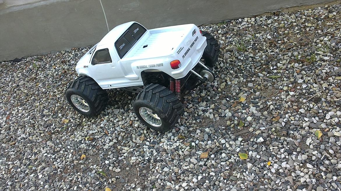 Off-Roader FG monster truck (solgt) - det nye skjold :) billede 1