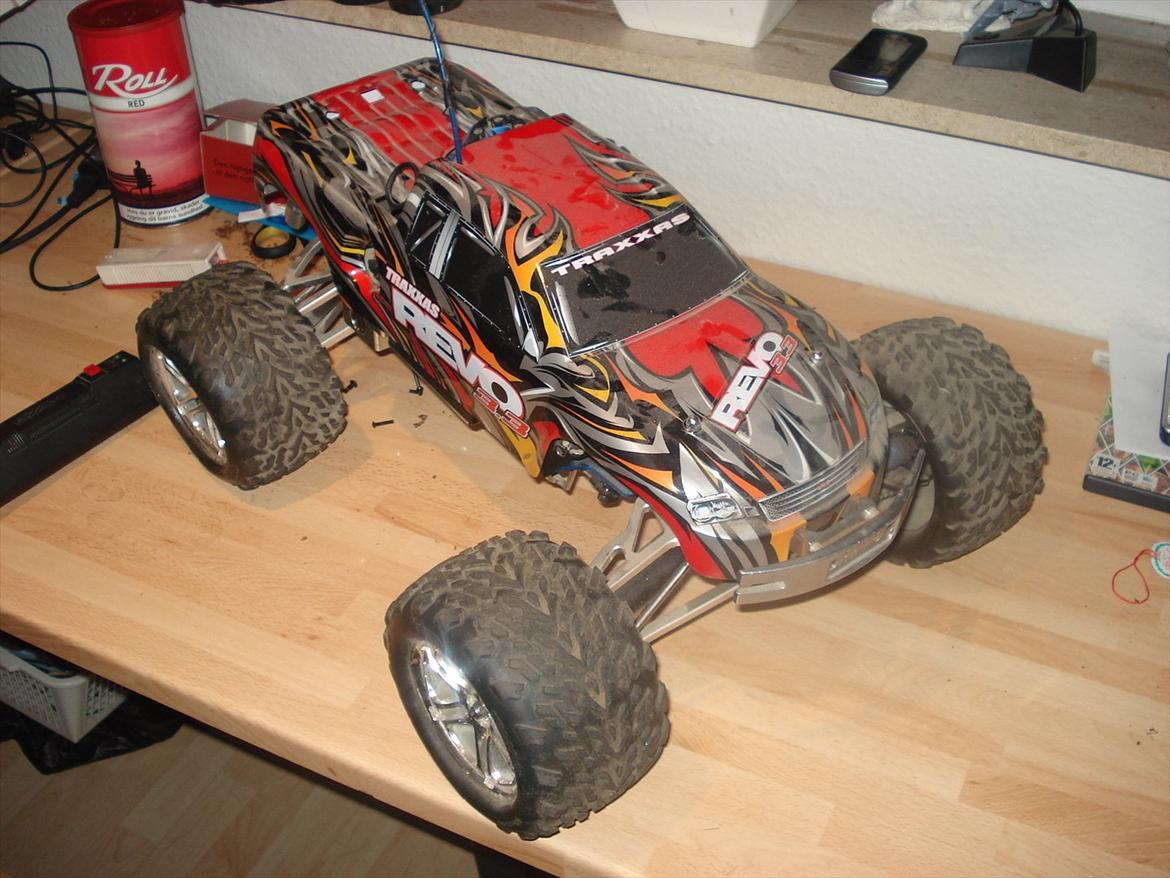 Bil TRAXXAS  3.3 REVO Nitro billede 1