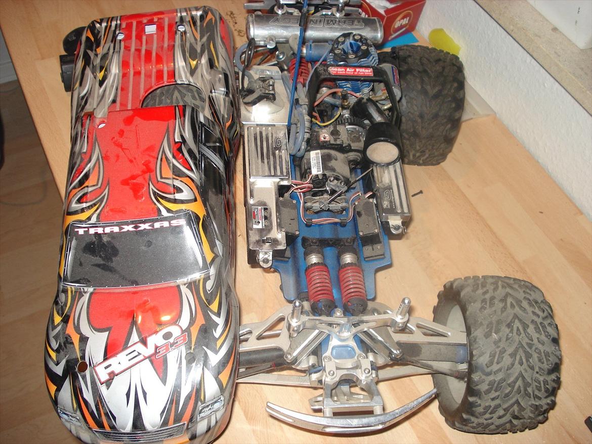 Bil TRAXXAS  3.3 REVO Nitro billede 3