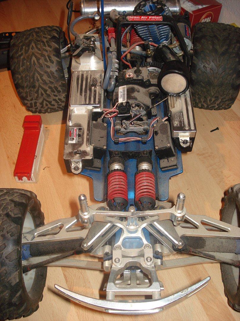 Bil TRAXXAS  3.3 REVO Nitro billede 4