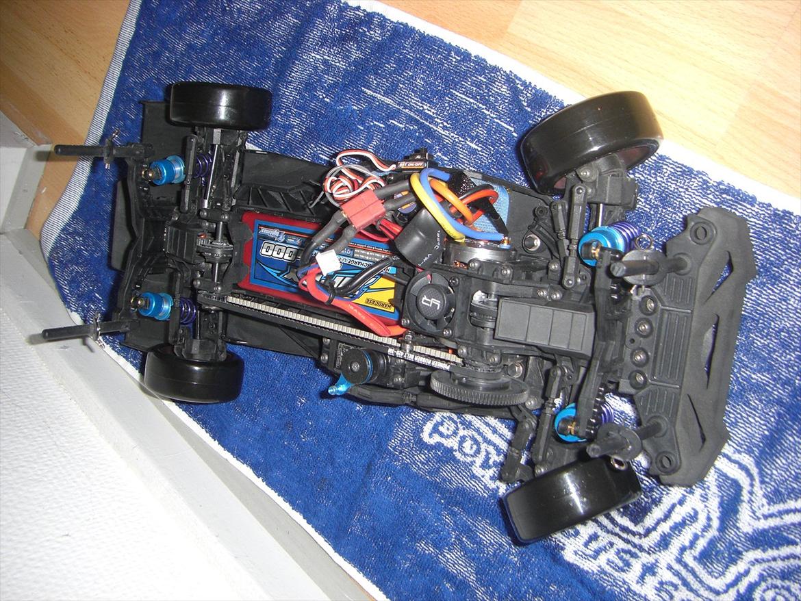 Bil R2Hobbies TEH-R31 (StreetJam OTA-R31 clone) billede 6