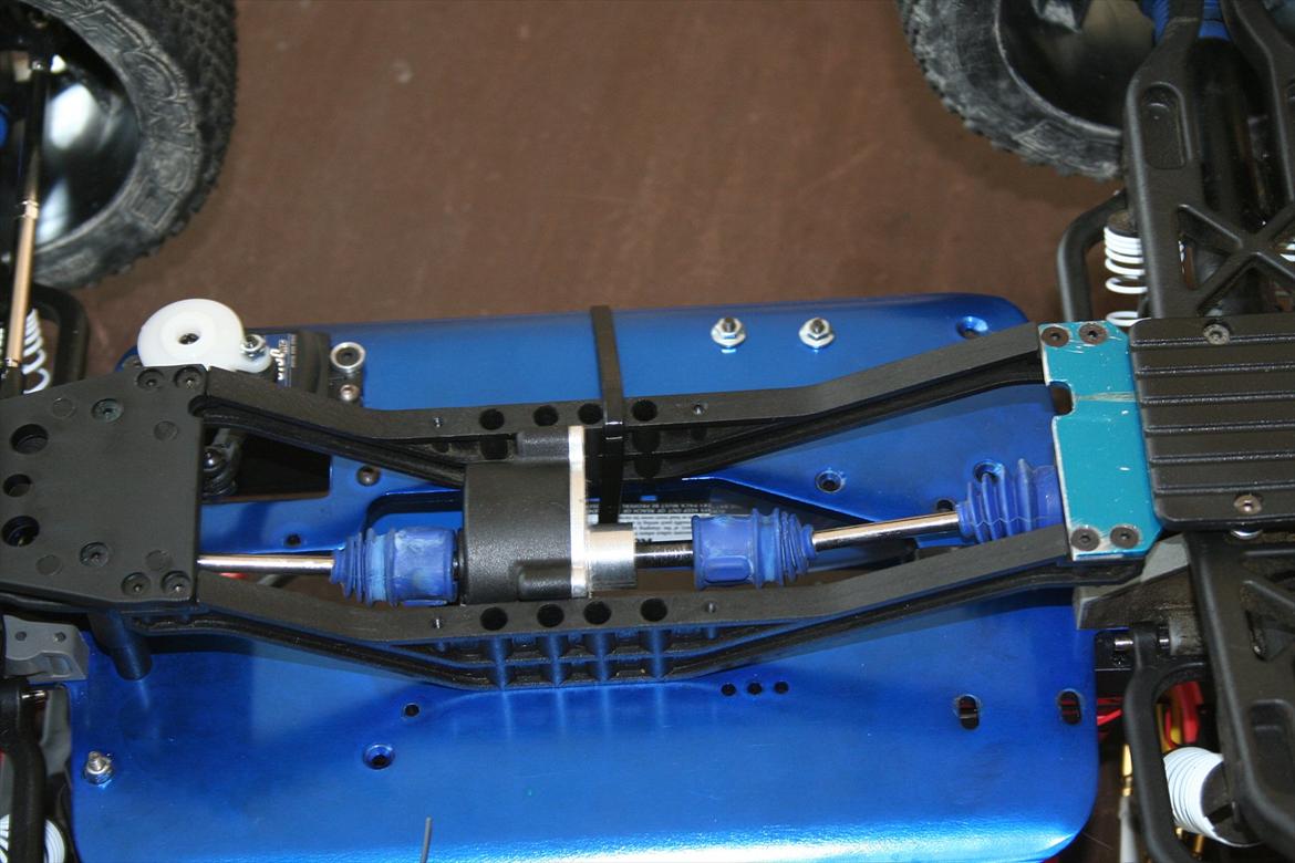 Off-Roader ET-Maxx [recycled] - stål cvd`s og RPM skal der også til billede 9