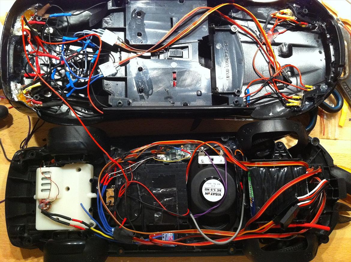 Bil | Aston Martin DBS billede 13