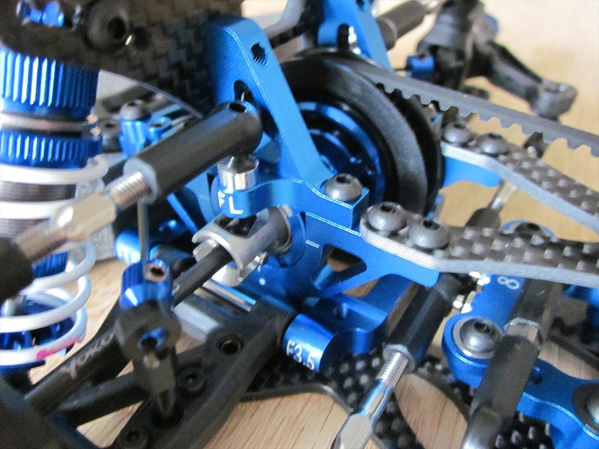 Bil Yokomo BD5WX billede 12