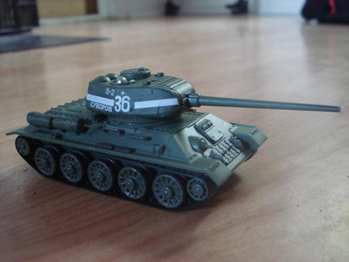 Militær GERMAN TIGER / SOVIET T34/85 billede 6