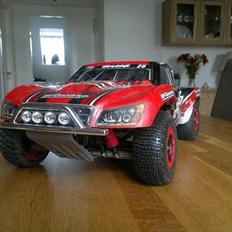 Off-Roader Traxxas Slash 4x4