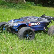 Off-Roader Traxxas E-Revo Brushless