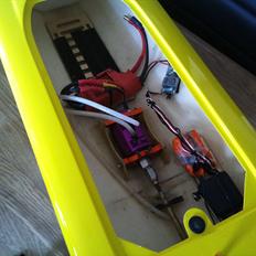 Båd Pussuit Brushless