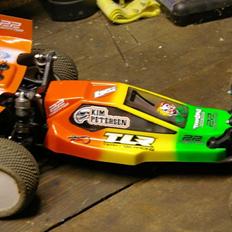 Buggy Team Losi TLR 22