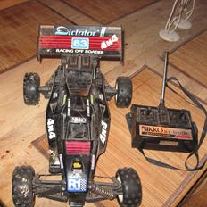 Buggy Nikko Dictato( nogen intrasseret)??