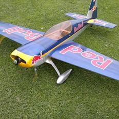 Fly Flitework Extra 300 LP Red Bull