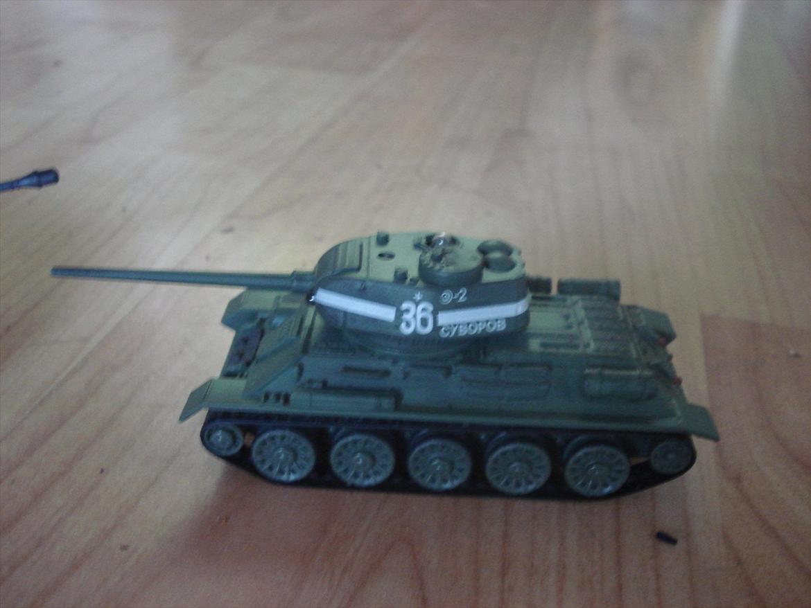 Militær GERMAN TIGER / SOVIET T34/85 billede 7