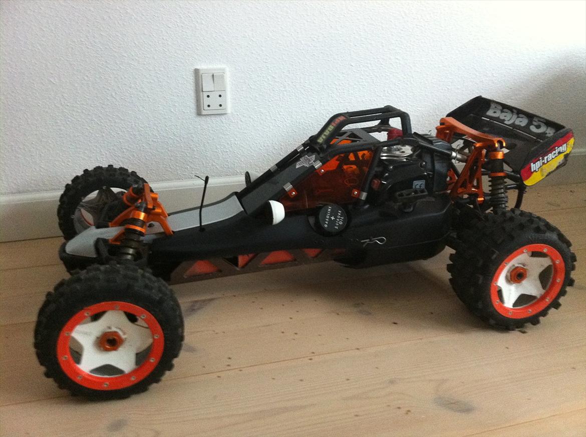 Off-Roader hpi baja 5b ss (Solgt) - så kom der alu tårne bag + bøjle og 5t tag billede 1