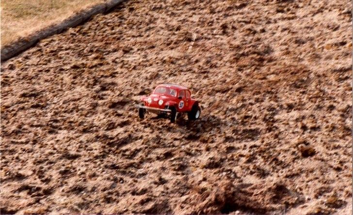 Buggy Sand Scorcher Tamiya - Stejler under accelration , der var godt træk i den gamle Tamiya Black motor. billede 6