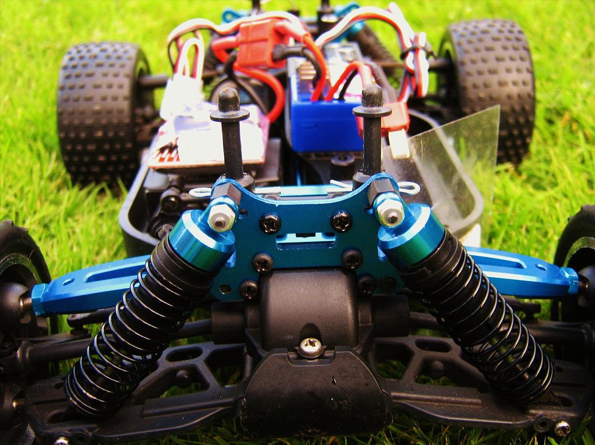 Off-Roader LRP Shark 18 Monster billede 8