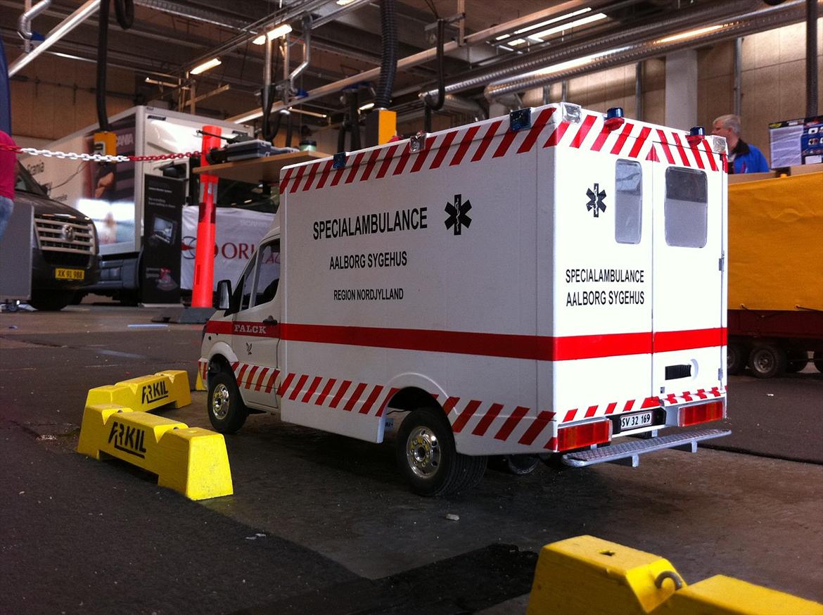 Bil | Mercedes Sprinter Ambulance billede 4