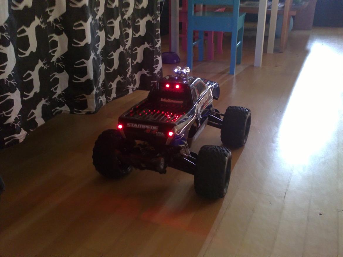 Off-Roader Solgt... Stampede 4X4 VXL billede 15