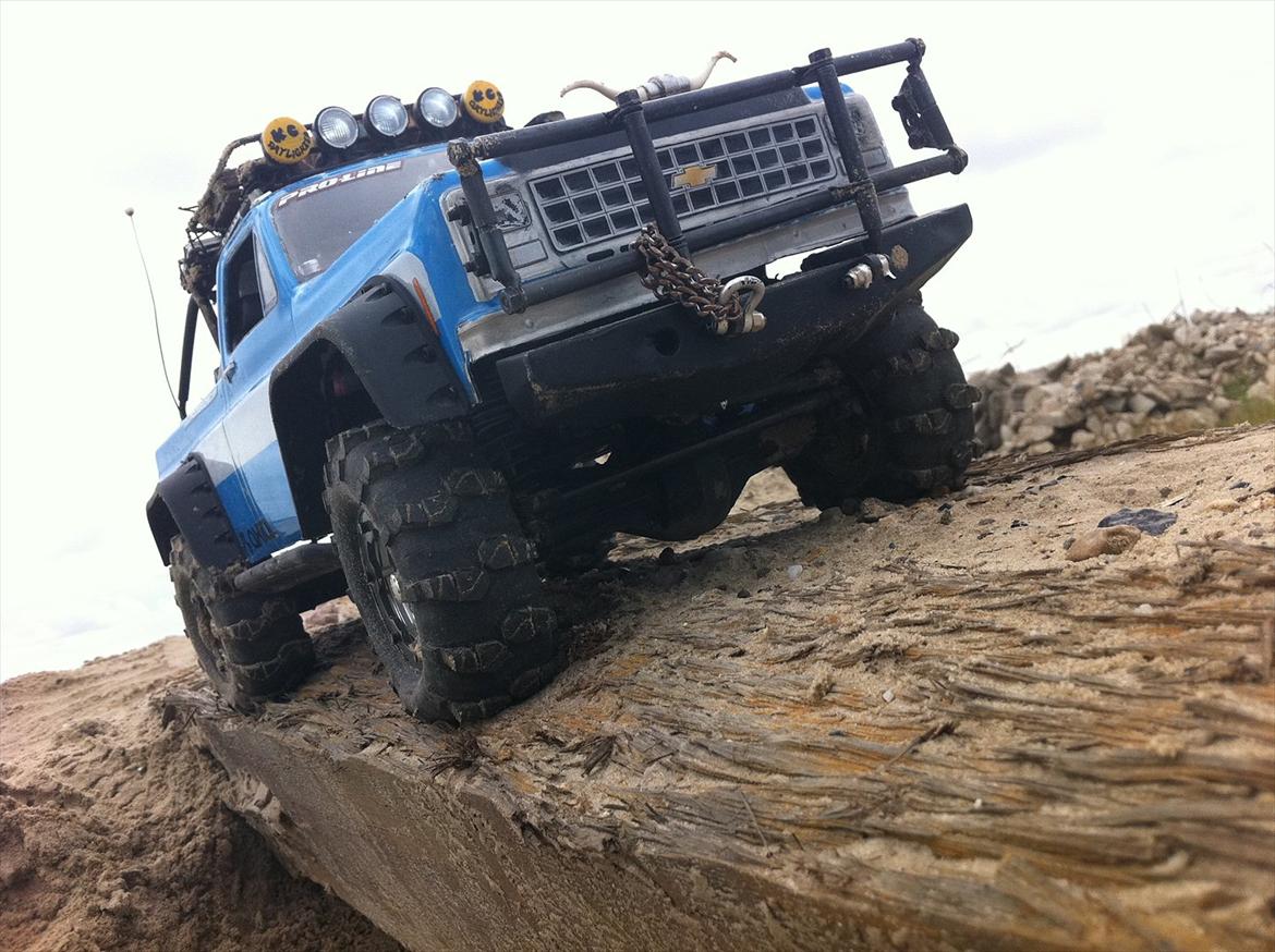 Off-Roader Axial scx10 chevrolet k10 pickup  billede 8