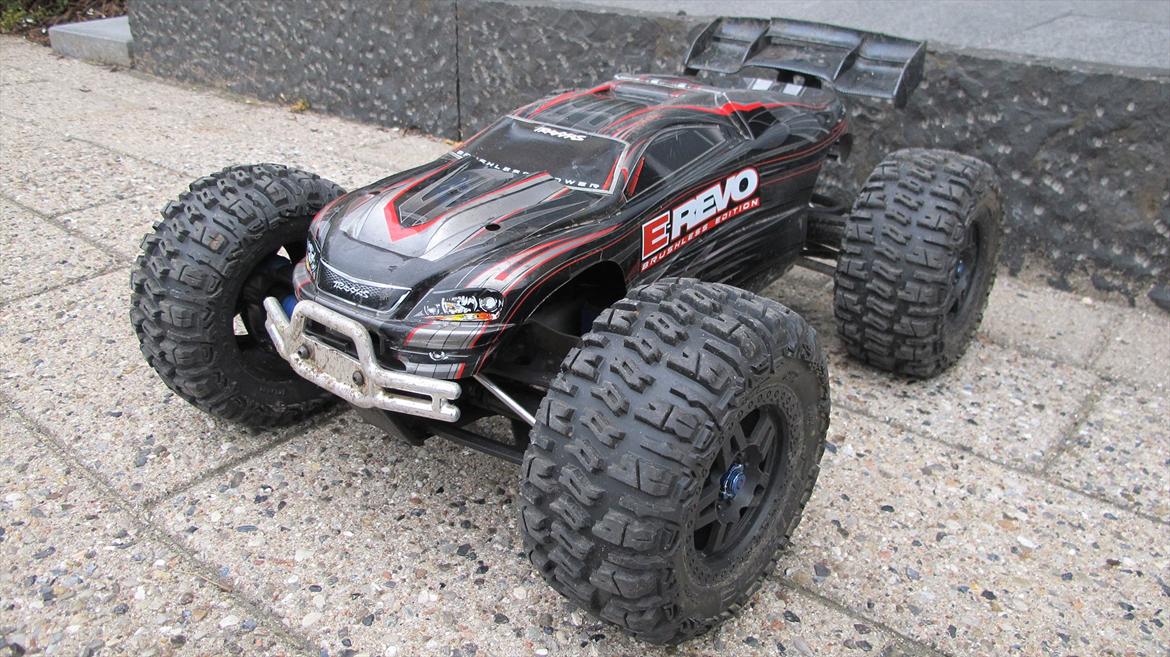 Off-Roader Solgt - Traxxas E-Revo Brushless billede 1