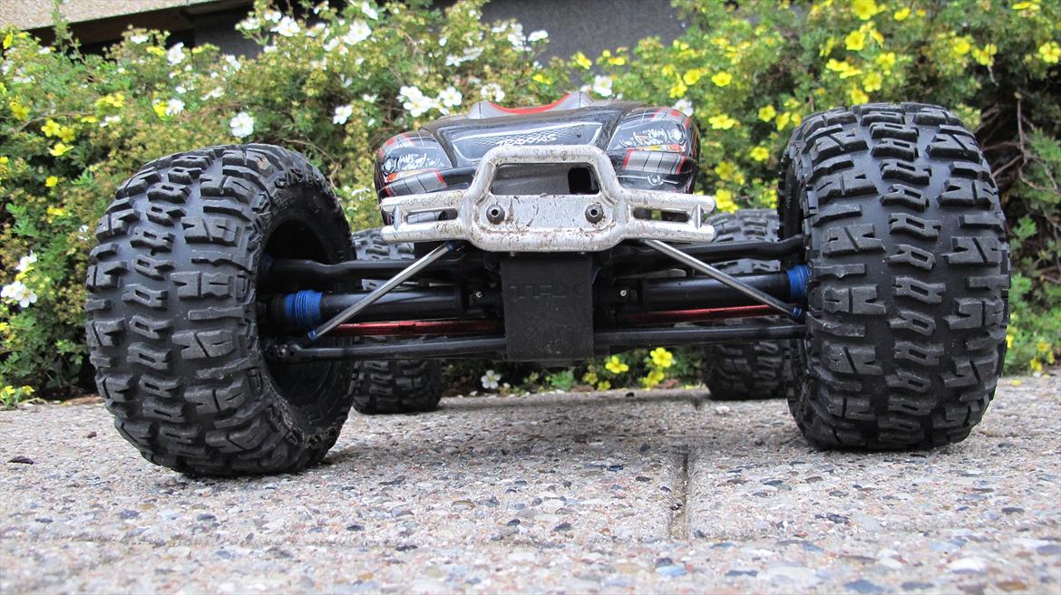 Off-Roader Solgt - Traxxas E-Revo Brushless billede 3