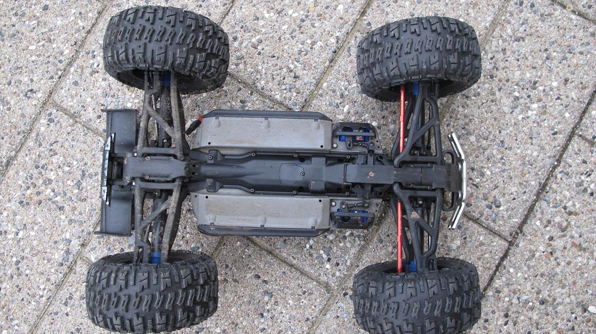 Off-Roader Solgt - Traxxas E-Revo Brushless billede 11