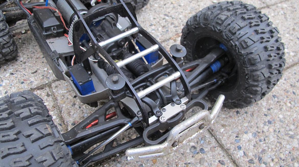 Off-Roader Solgt - Traxxas E-Revo Brushless billede 13