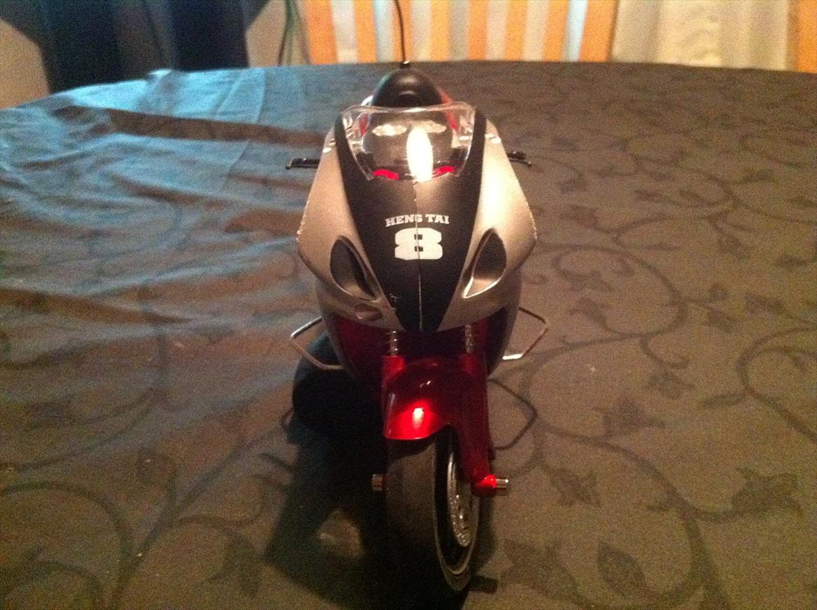 Motorcykel HENG TAI R8  billede 13