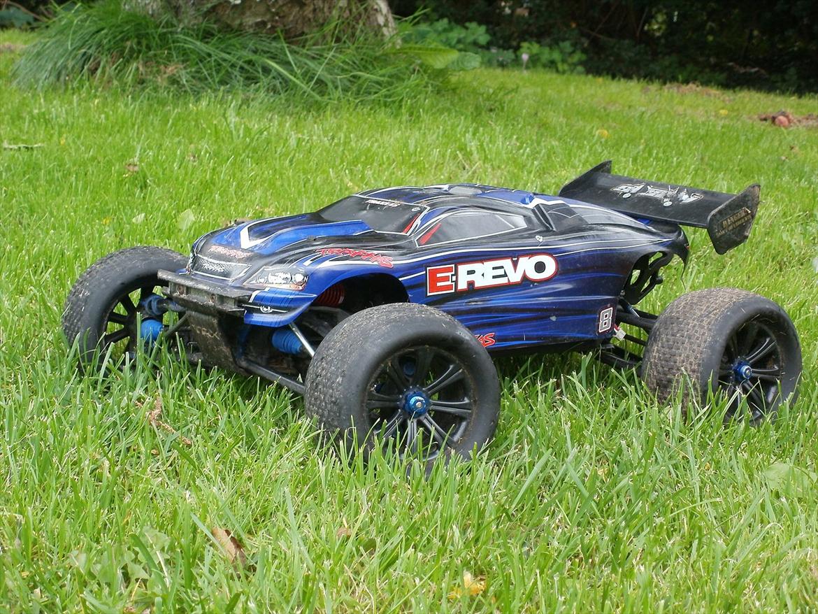 Off-Roader Traxxas E-Revo Brushless billede 2