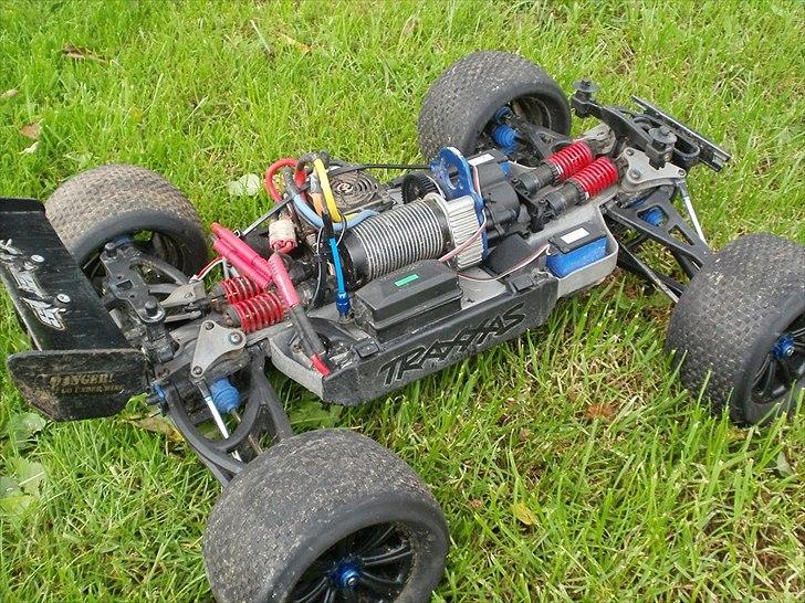 Off-Roader Traxxas E-Revo Brushless billede 9