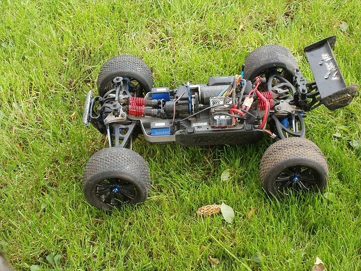 Off-Roader Traxxas E-Revo Brushless billede 12