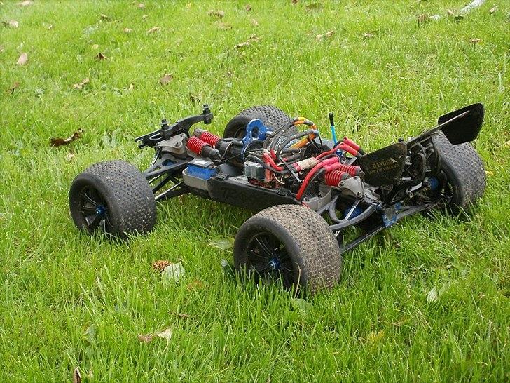 Off-Roader Traxxas E-Revo Brushless billede 13