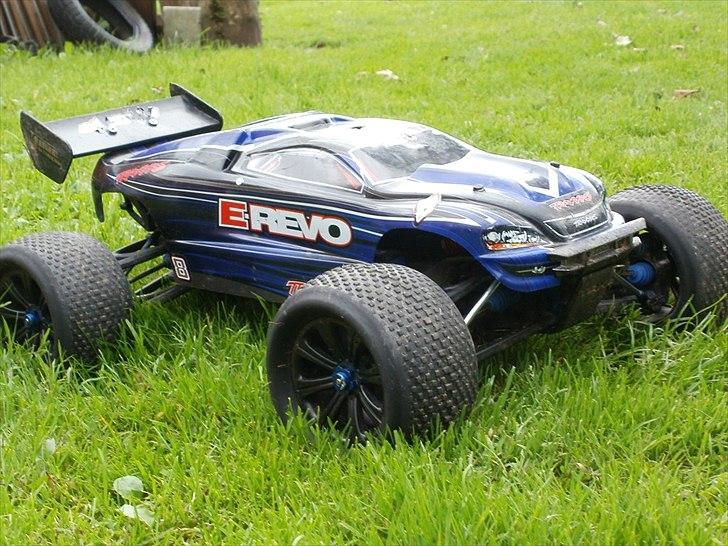 Off-Roader Traxxas E-Revo Brushless billede 1