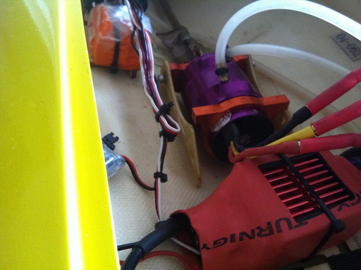 Båd Pussuit Brushless billede 7