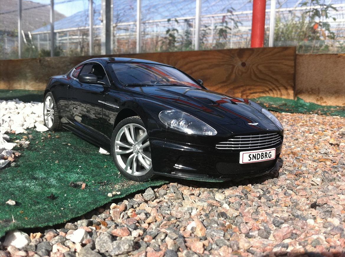 Bil | Aston Martin DBS billede 2