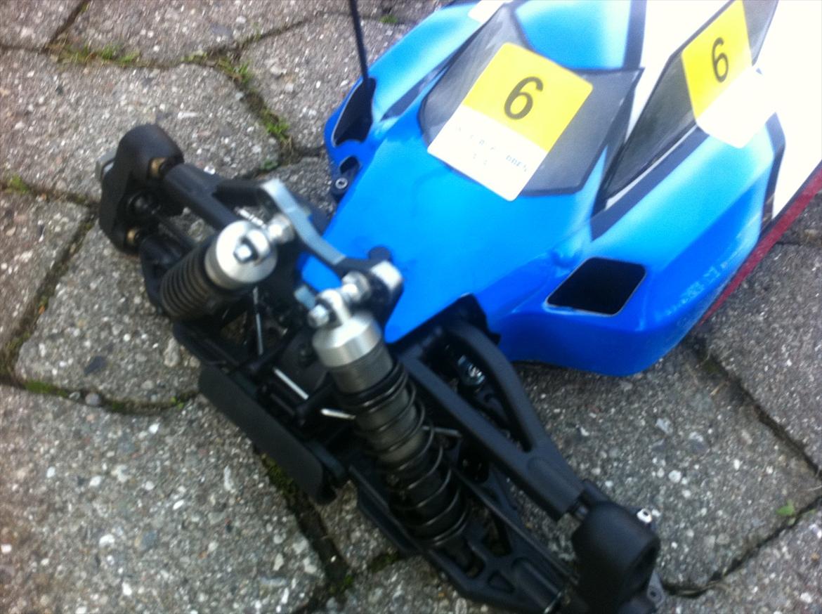 Buggy mugen mbx-6 eco billede 2