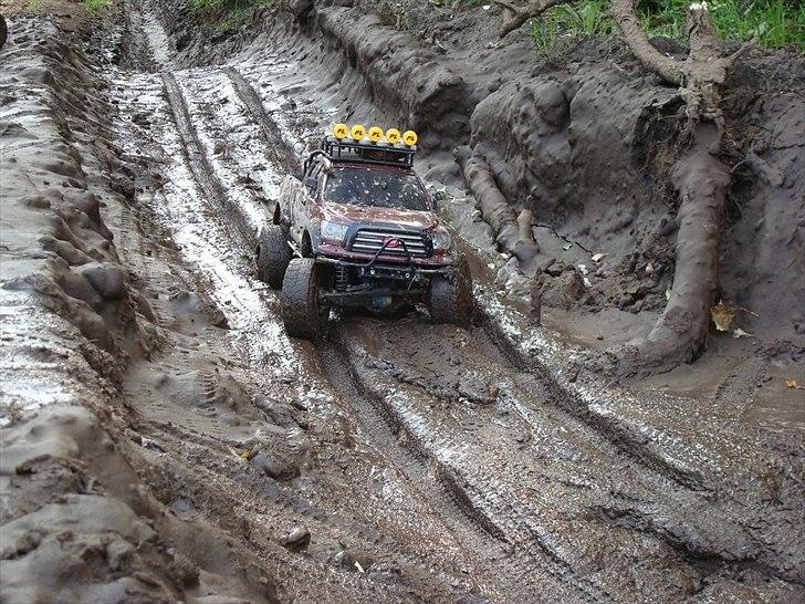 Off-Roader Axial SCX10 Tundra billede 4