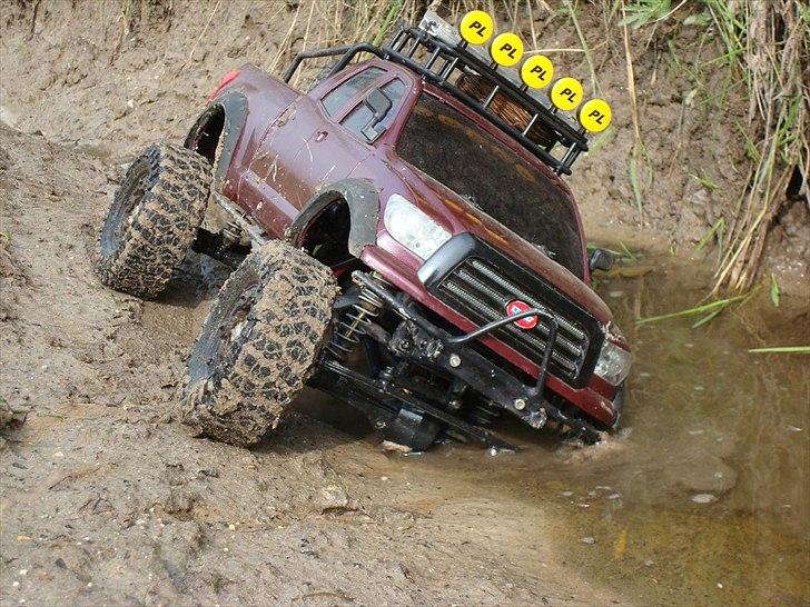 Off-Roader Axial SCX10 Tundra billede 6