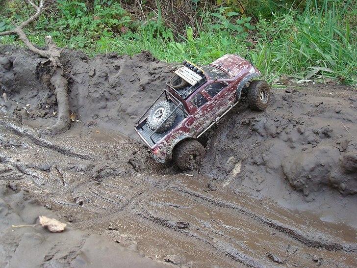 Off-Roader Axial SCX10 Tundra billede 8